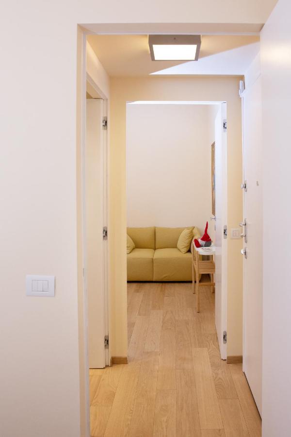 Botero Luxury Apartment Vicino Arco Della Pace Milan Bagian luar foto